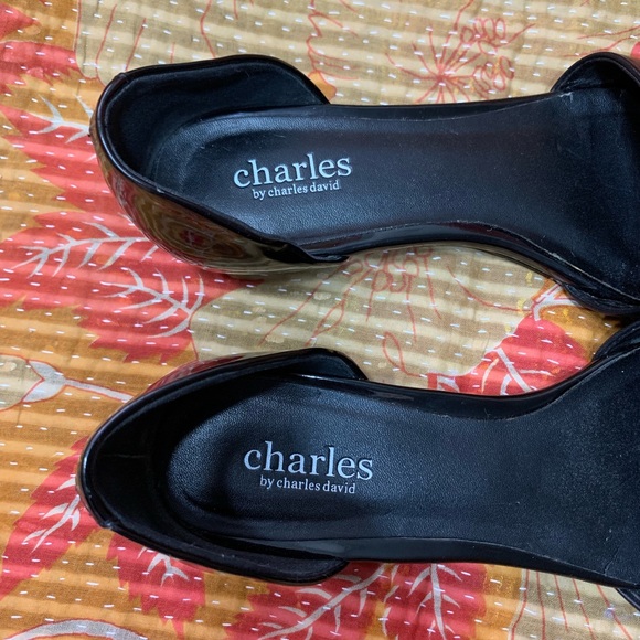 Charles David Black Leather Pointy Toe Cut Flats - Picture 8 of 8